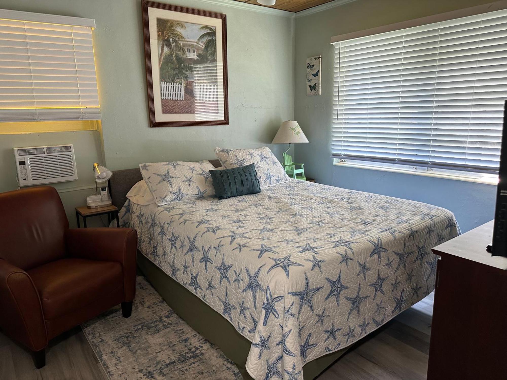 3 Bedroom House Fenced Backyard Private Patio Areas Grill Firepit Plenty Parking! Quick Access 10 Min To Beach Airport Delray West Palm 레이크워쓰 외부 사진